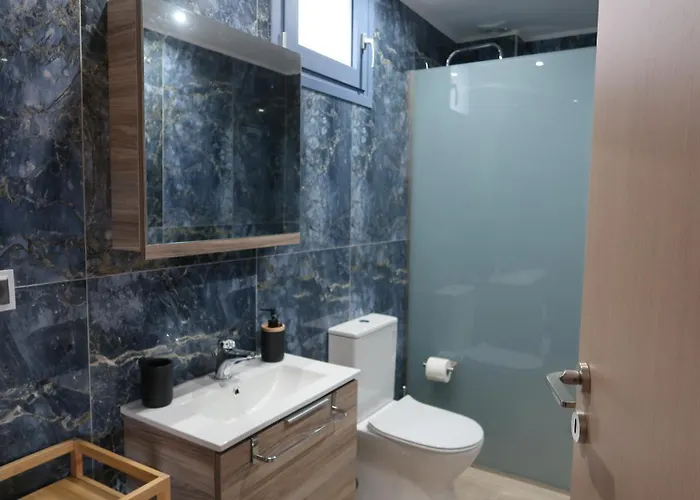 Paraschos Kardamaina *